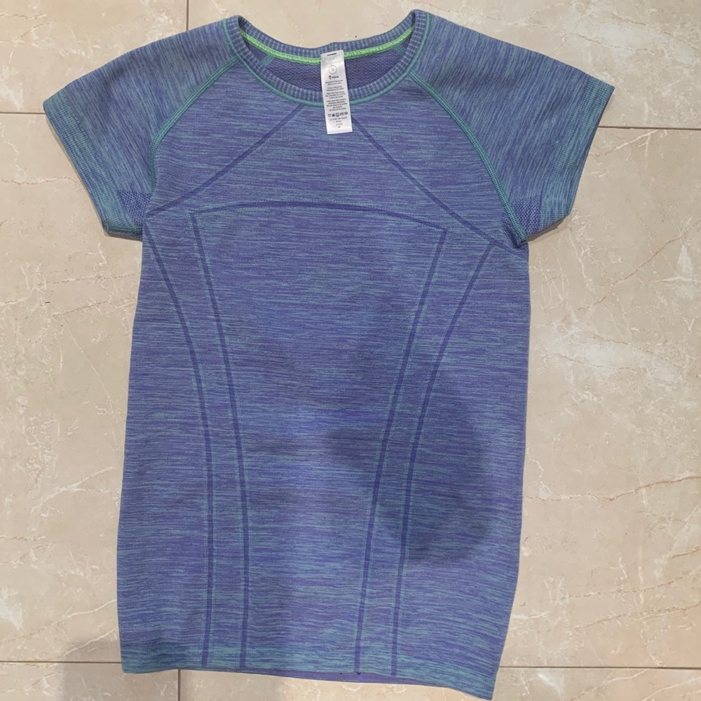 Ivivva T-shirt